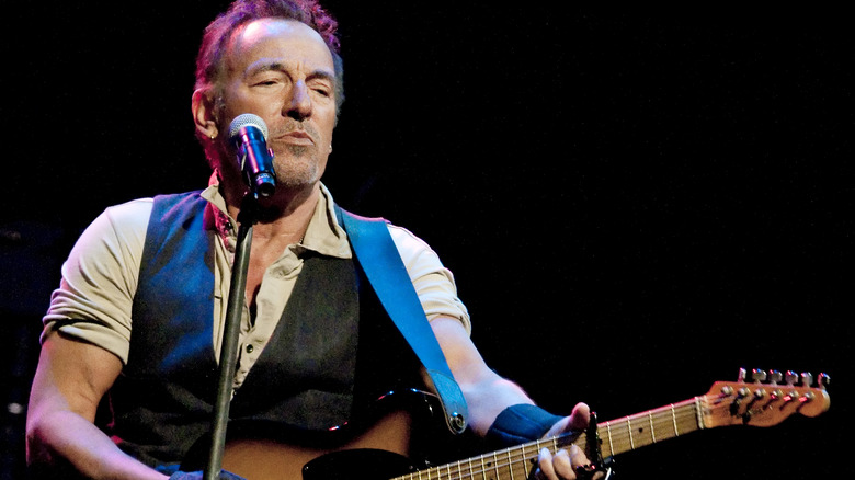 Bruce Springsteen playing guitar