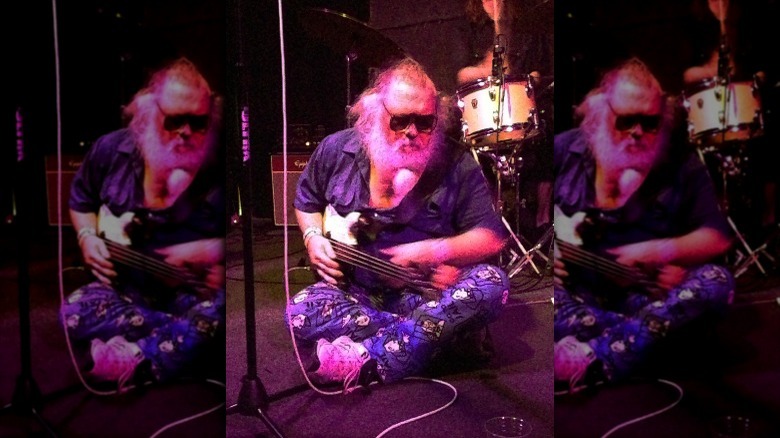 R Stevie Moore live in concert 