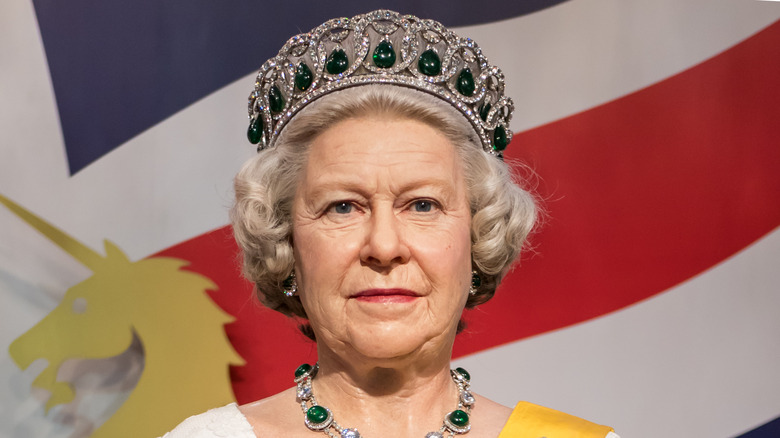 queen Elizabeth with union jack 