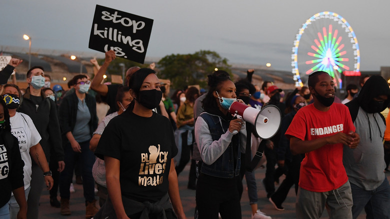 Black Lives Matter protesters walking