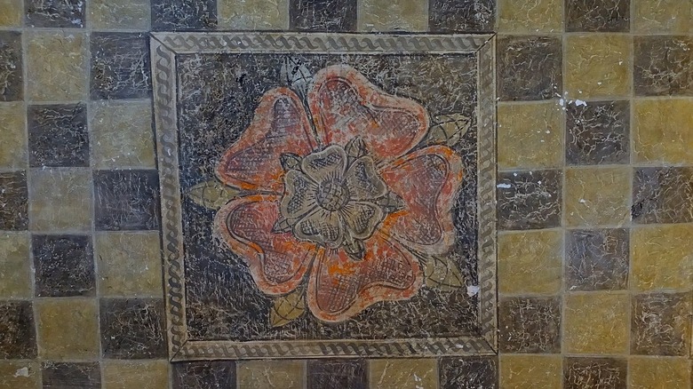 Tudor rose mosaic in 16th century architecture