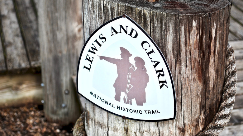 Lewis and Clark trail sign