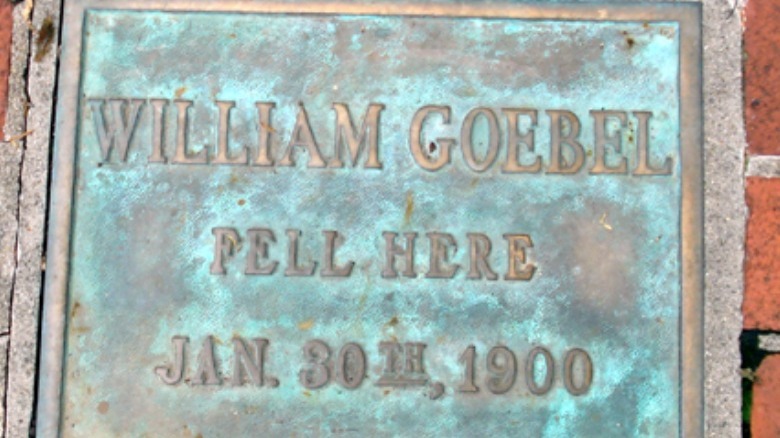 Goebel fell plaque