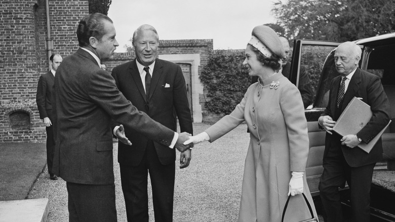 richard nixon and queen elizabeth