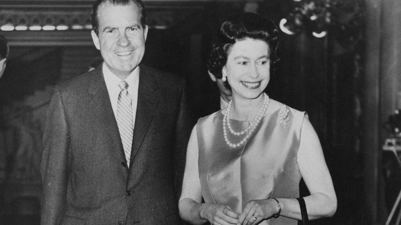 queen elizabeth II and nixon