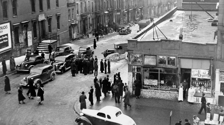 Drug raid by the Federal Bureau of Narcotics in NYC, 1939