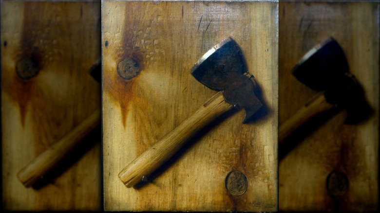 Hatchet Trompe L'Oeil