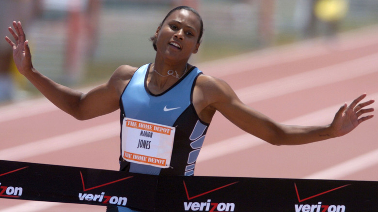 Marion Jones in a race