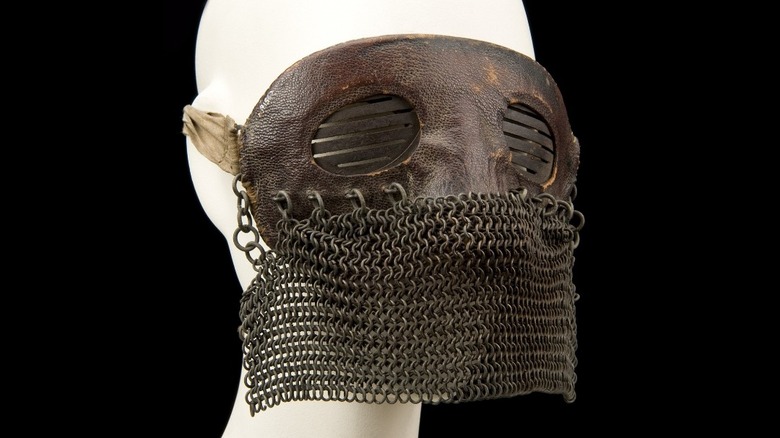 chain mail mask World War I tanks