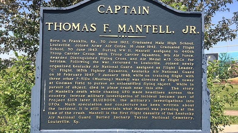 Captain Thomas F Mantell, Jr. Marker in Franklin, KY about the crash of his aircraft and death in pursuit of a UFO in 1948.
