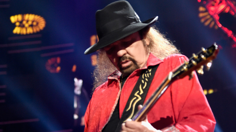 Gary Rossington playing guitar