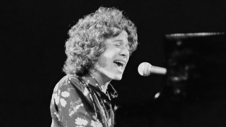 Carole King onstage in 1973
