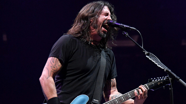 Dave Grohl singing