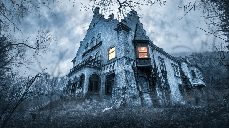 Creepy mansion at night