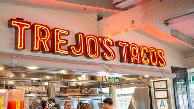 Storefront of Trejo's Tacos