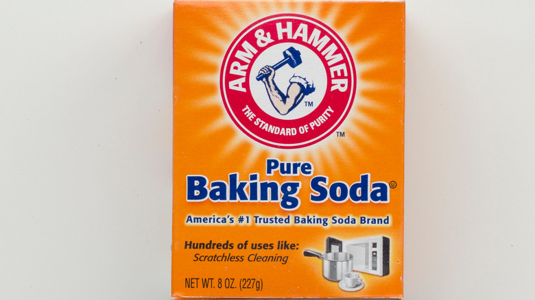 arm & hammer baking soda