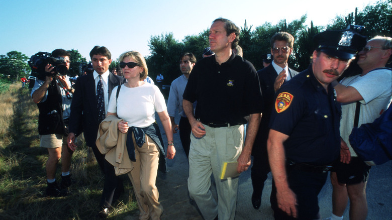 Governor and press after TWA Flight 800 crash