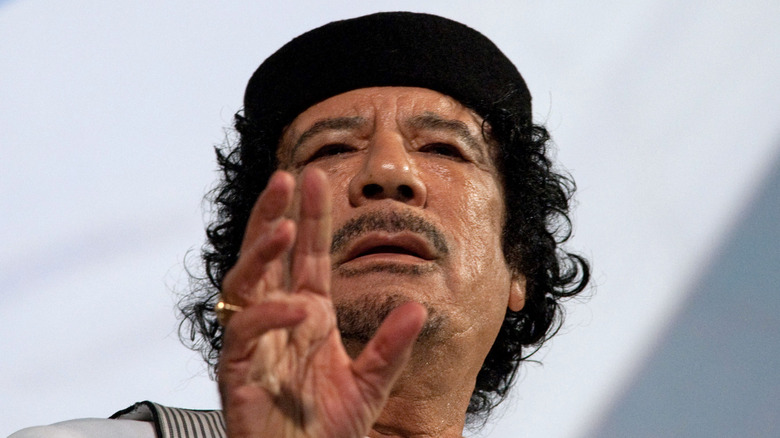 Muammar Gaddafi giving speech