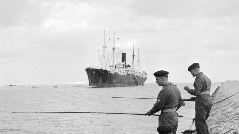 British troops at the Suez Canal