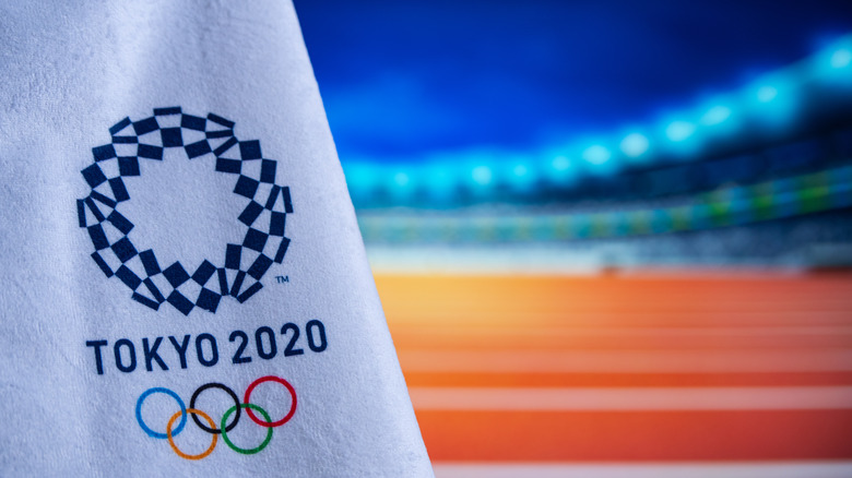 2020 Tokyo Olympics flag