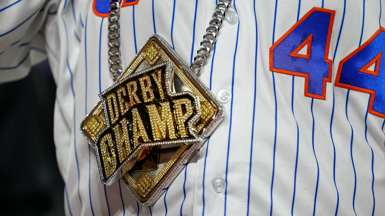 Pete Alonso's Home Run Derby medal