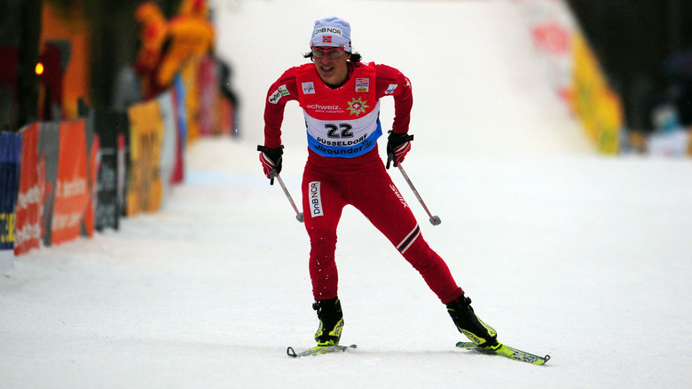 Marit Bjorgen skiing