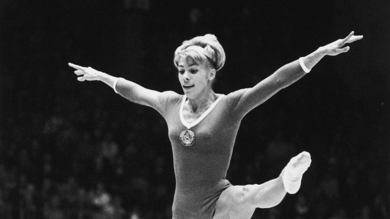 Larisa Latynina doing gymnastics