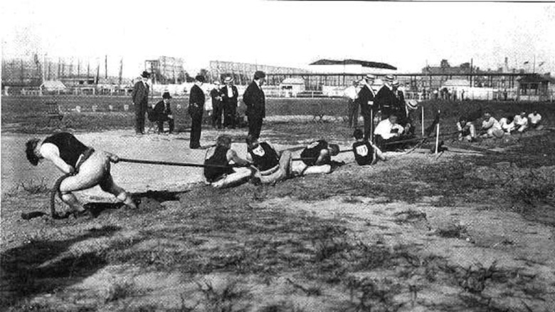 Tug of War event at 1904 Olympics
