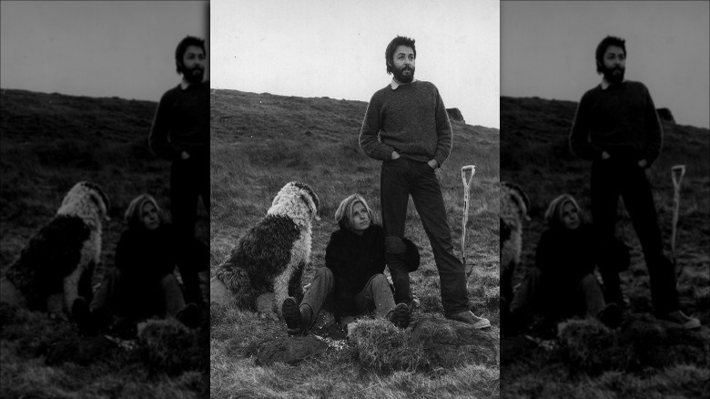 Paul and Linda McCartney on their farm in 1971