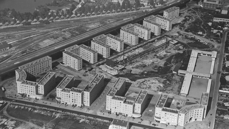 1950 apartments in Nanterre