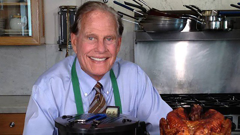 Ron Popeil in an infomercial