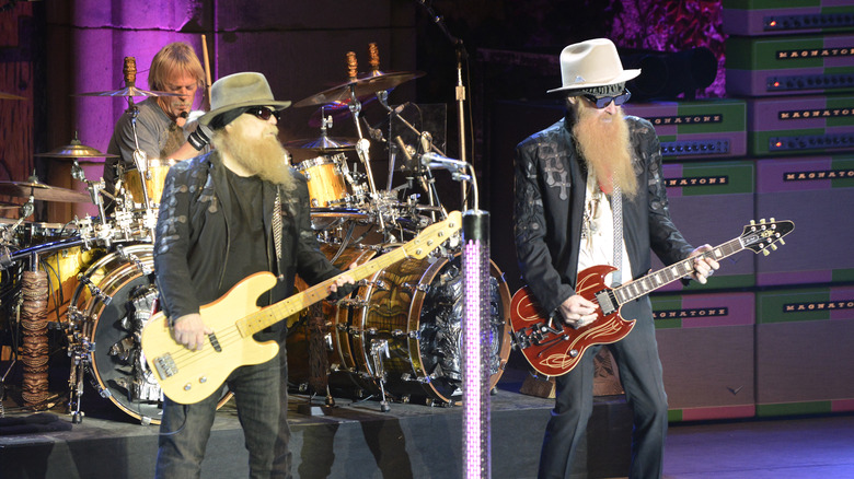 ZZ Top performing