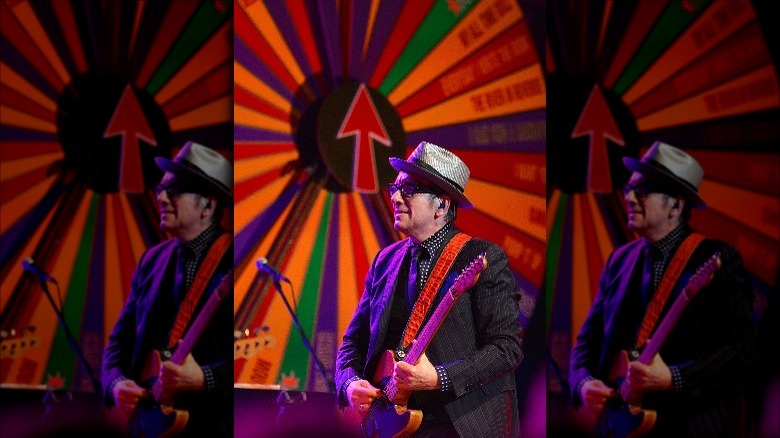 Elvis Costello with the spectacular spinning songbook 2013