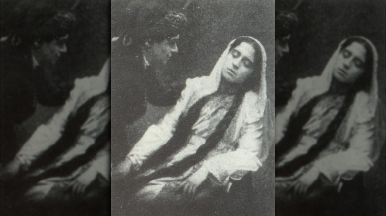 Judith Lares and Miriam Orleska in The Dibbuk