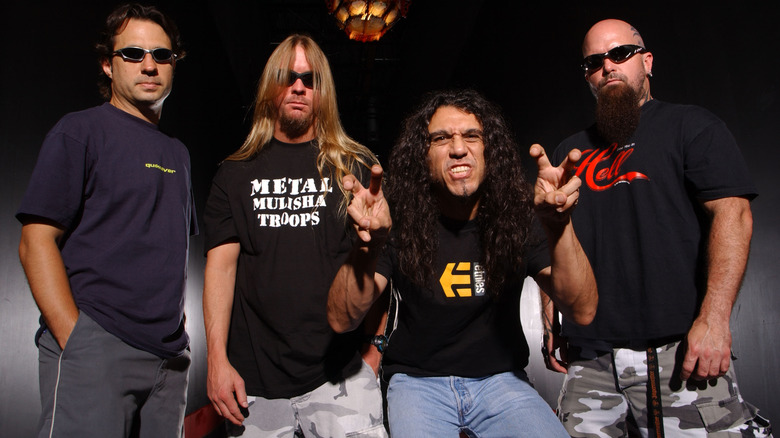 Slayer poses for band photo