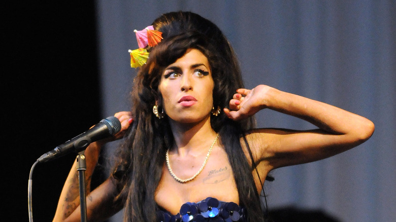 Amy Winehouse performing at Glastonbury