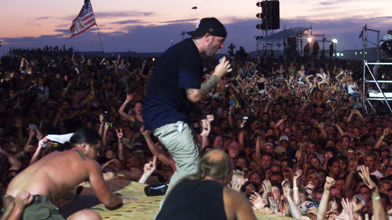 Fred Durst performing at Woodstock 99