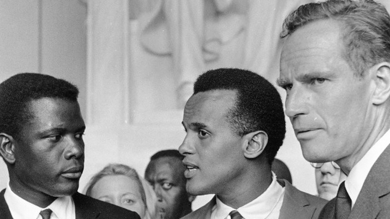 Sidney Poitier, Harry Belafonte, Heston, 1963