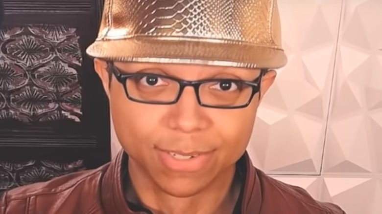 Video appearance by Tay Zonday
