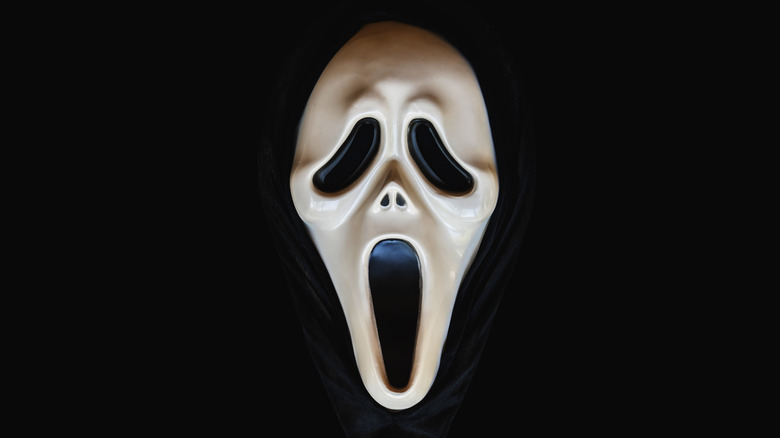 Scream mask