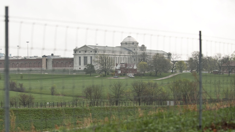 Leavenworth Prison