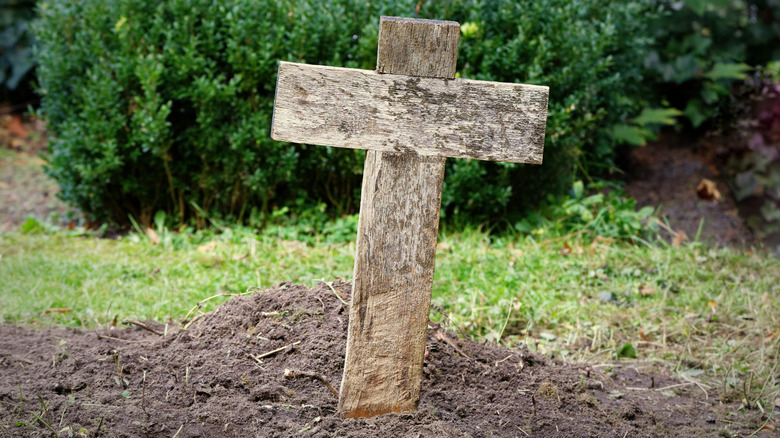 Wooden cross grave