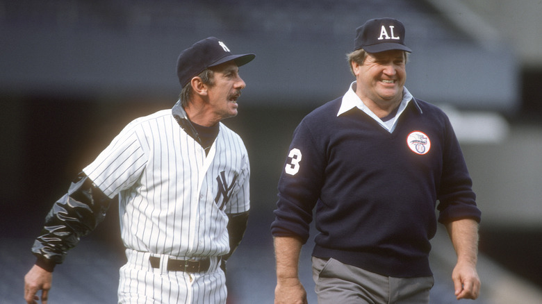 Billy Martin arguing with umpire 