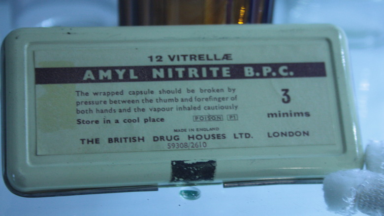 Early container amyl nitrite