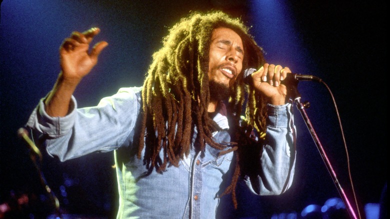 bob marley eyes closed singing