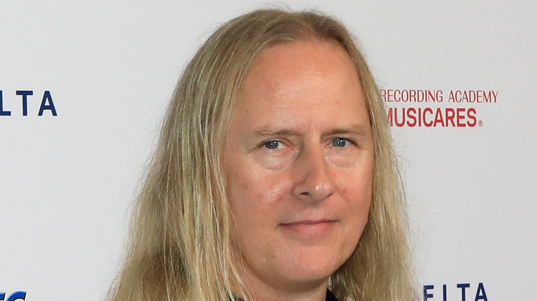 Jerry Cantrell smiling