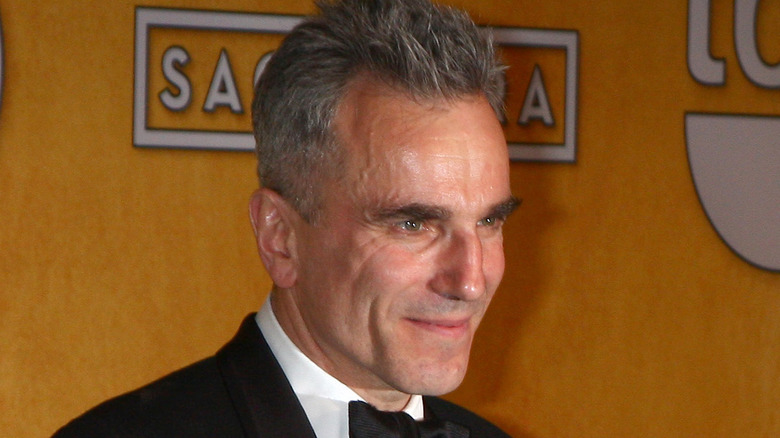 Daniel Day-Lewis smiling