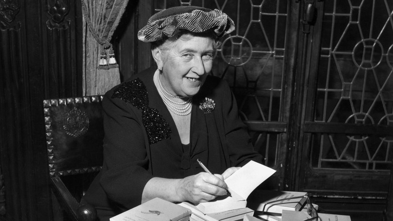 Agatha Christie signing books in 1950