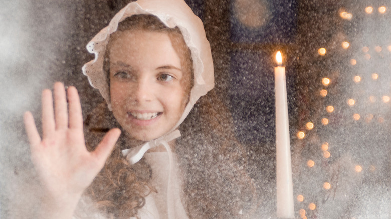 Amish girl excited for Christmas