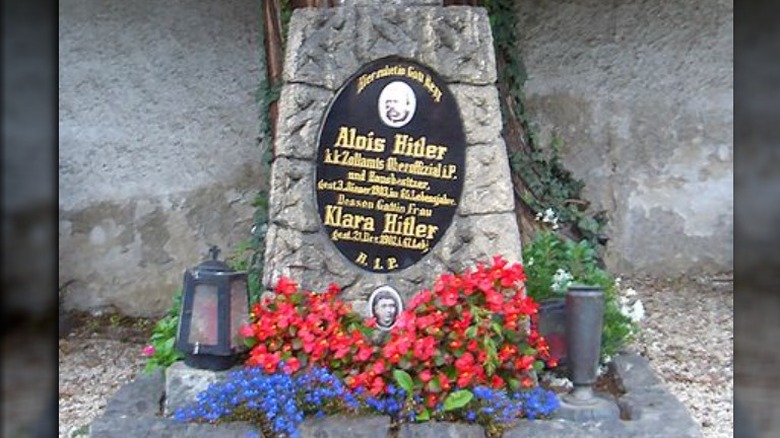 Adolf Hitler's parent's graves